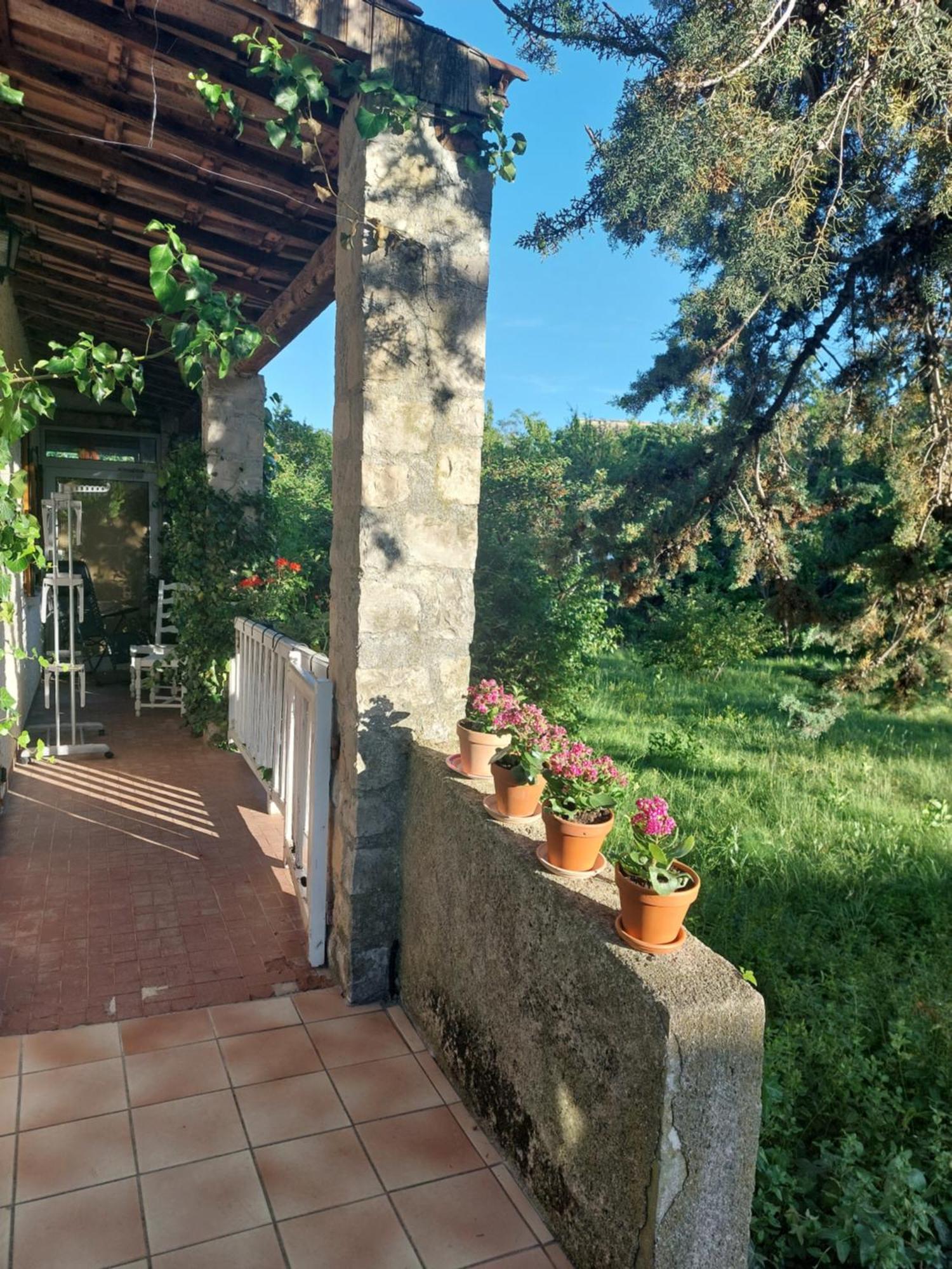 La Maison De Marie-Jeanne - Le Rocher D'Ongles Exterior foto